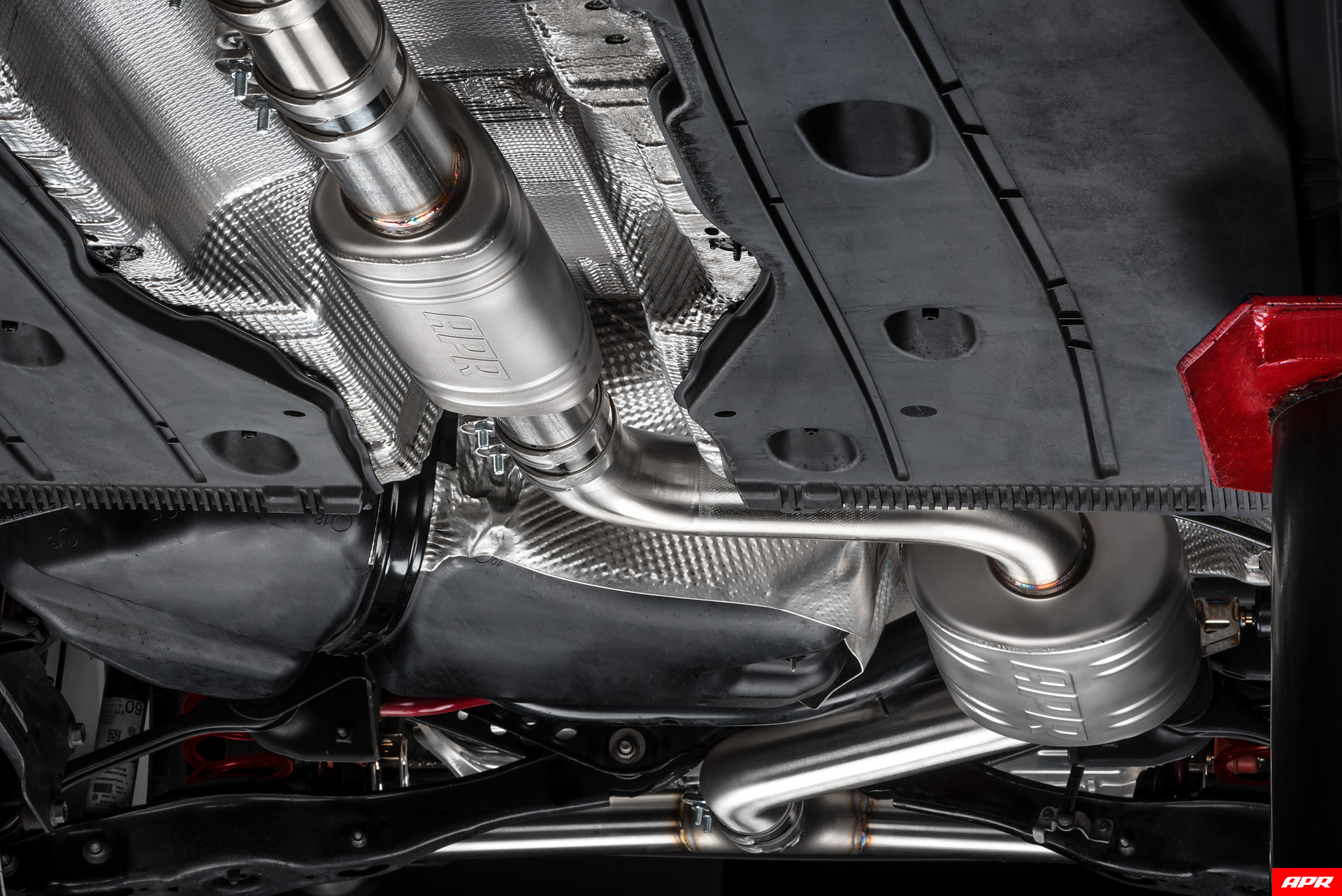 MK7 GTI Catback Exhaust System מוצרי APR PITSTOP